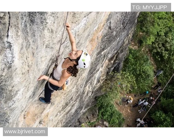 成都攀岩队的逆袭之旅：从初学者到全国冠军的奋斗历程与心路历程