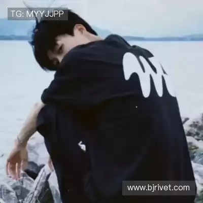 经律富